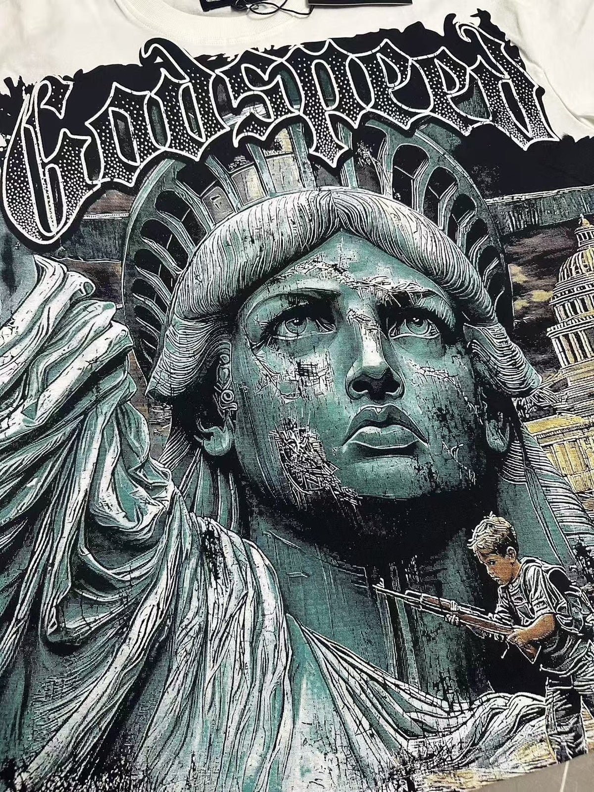 Godspeed Statue of Liberty Short-Sleeve Graphic T-Shirt