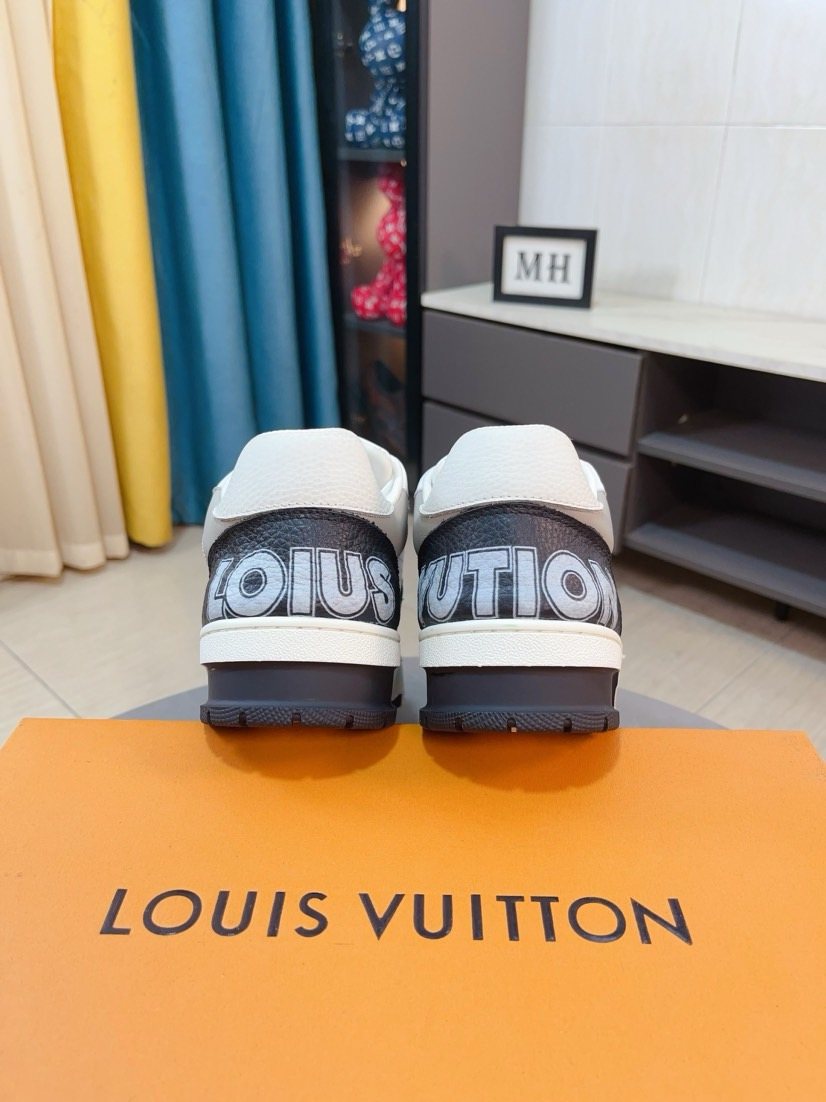 Louis Vuitton Black and White Low-Top Sneakers - Perforated Toe Panel