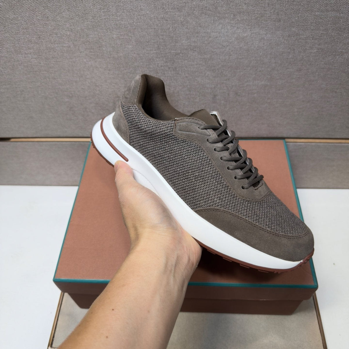 Men's Textured Mesh Casual Sneakers